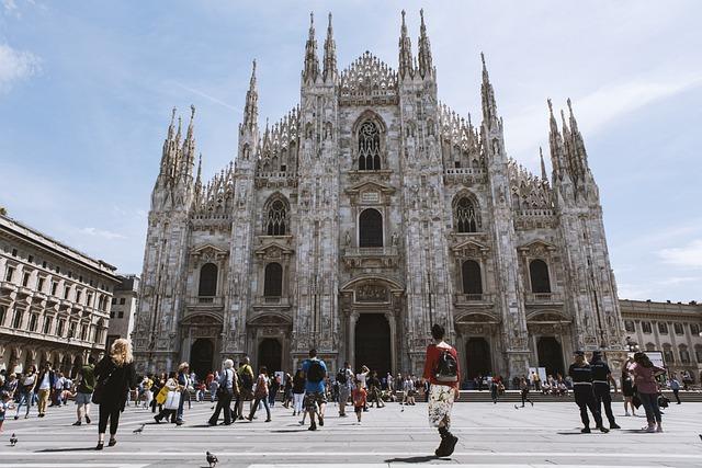 Tipy jak vyhnout se dlouhým frontám a stresu při návštěvě Duomo